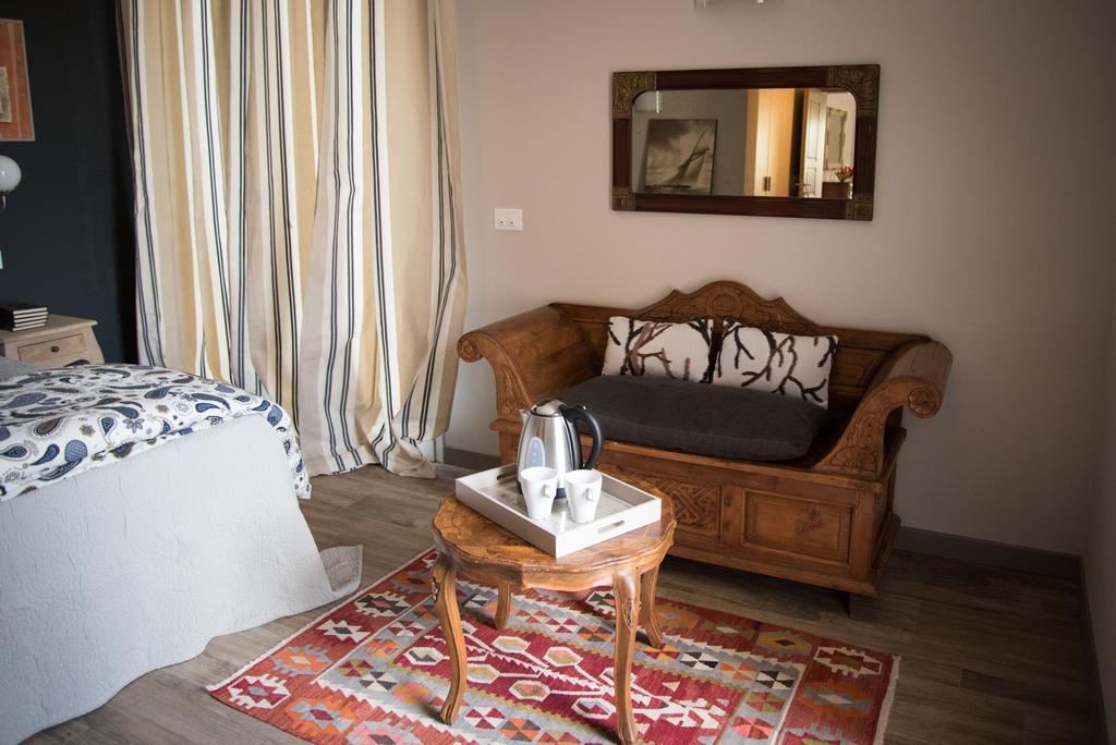 B&B La Dimora Del Garda Sirmione Bilik gambar